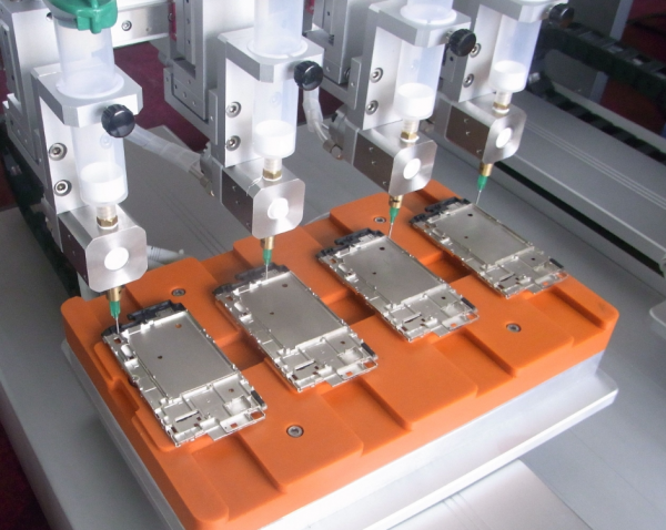 点胶机操作人员的准备及注意事项 点胶机操作人员的准备及注意事项